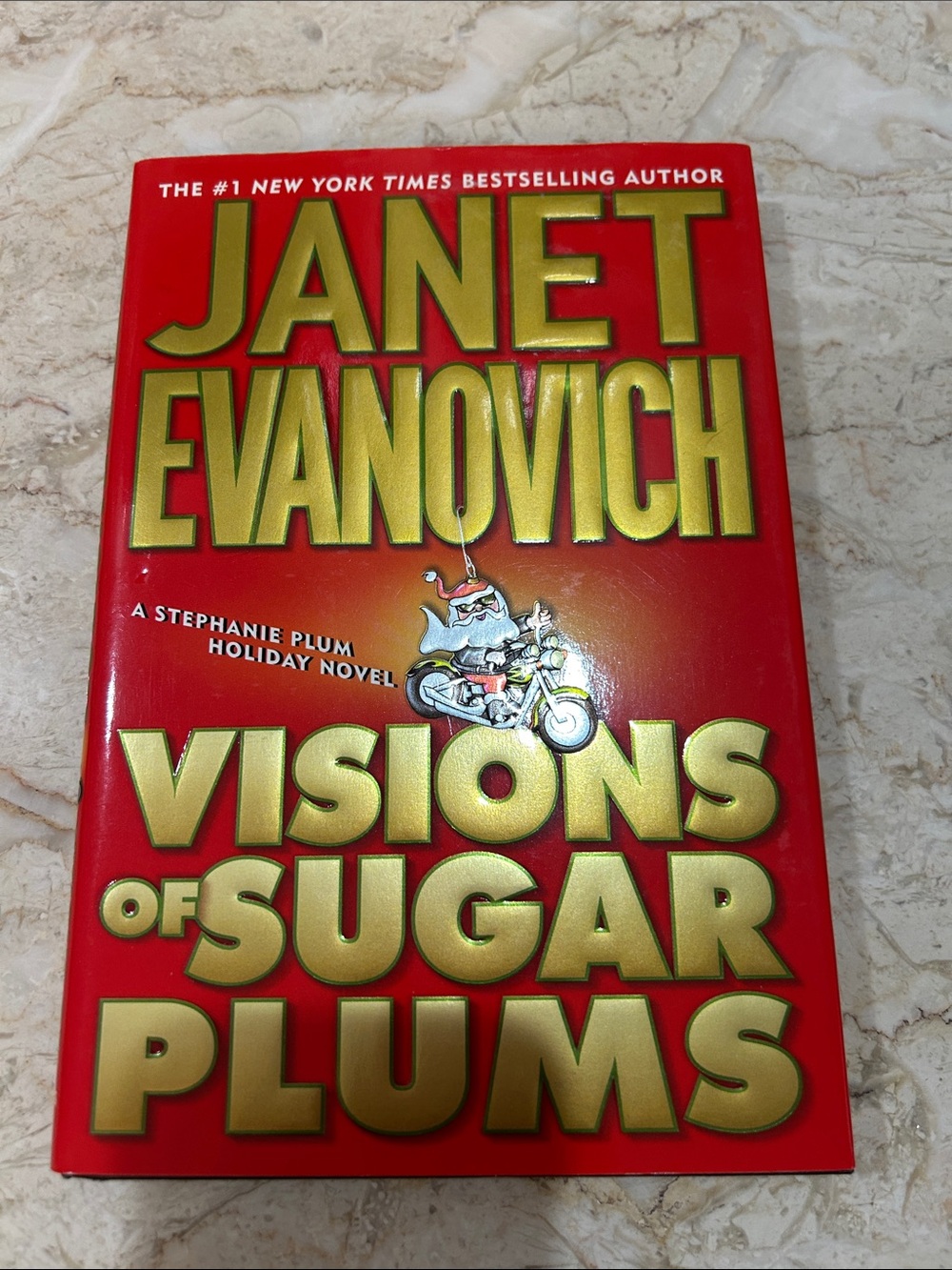 Janet Evanovich "Visions of Sugar Plums" Hardcover - Red & Gold